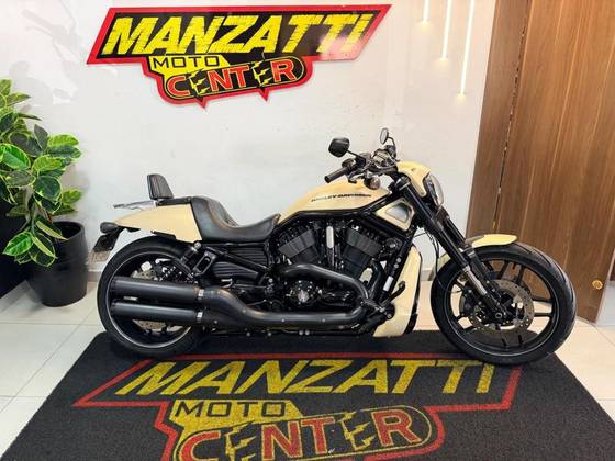 HARLEY-DAVIDSON SPORTSTER 1200 CUSTOM 